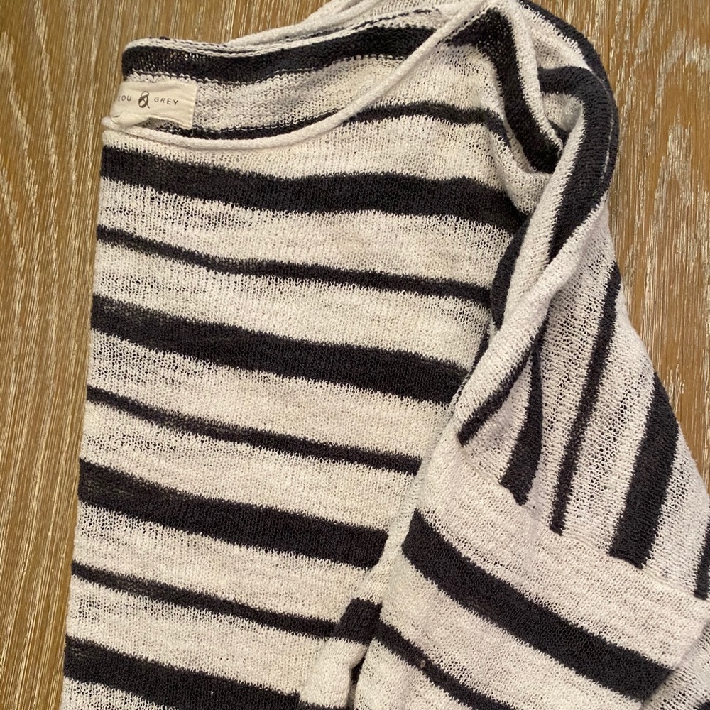 Ann Taylor LOFT - Lou & Grey lightweight sweater